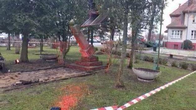 В Машево в Польше уничтожили советский