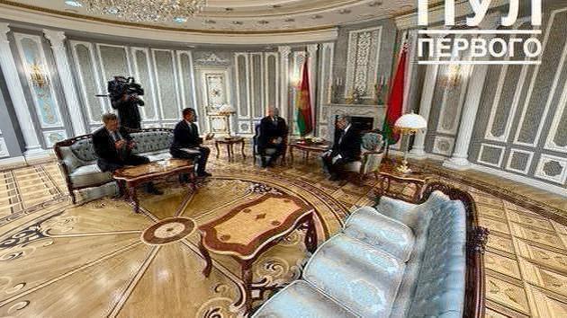 Lukashenko incontra l'ambasciatore USA