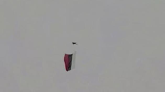 A Kiev lanciato drone con bandiera russa