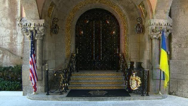 Aktuell bei Trumps Residenz in Mar-a-Lago