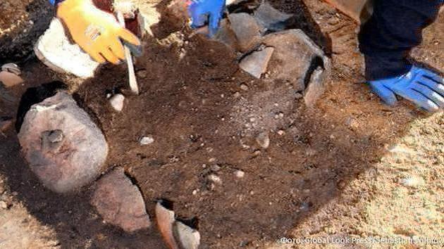 Découverte d'une sépulture de masse de l'époque de la peste
