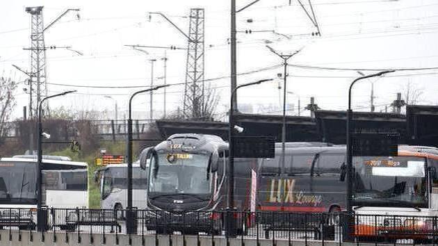 Latvia halts bus services to Belarus