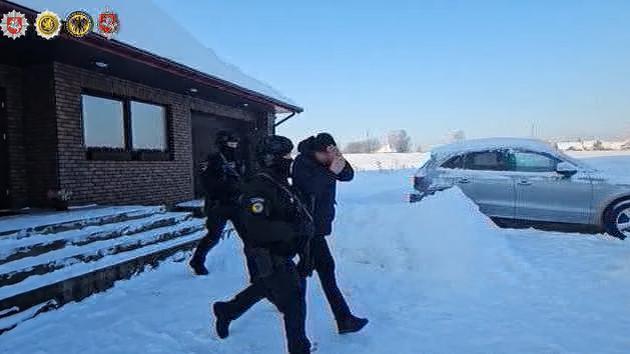 Lithuania uncovers cigarette smuggling network