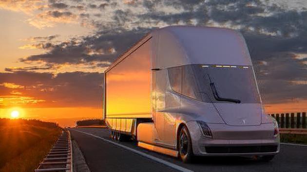Tesla inizierà la produzione di Semi