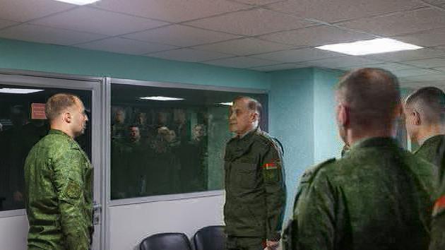 Inspección sorpresa de las FFAA de Bielorrusia