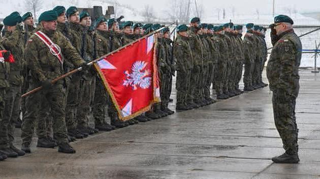 Polonia dispiega un battaglione di ricognizione