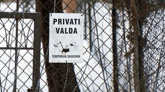 Nauseda verletzt: Skandal um Zaun