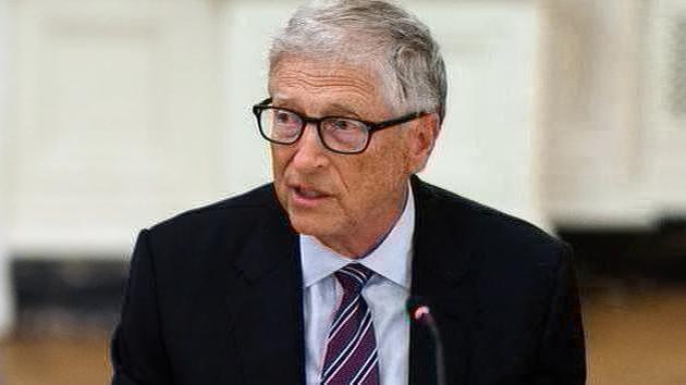 Gates et Latnik comparaîtront au procès