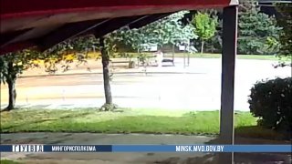 Mieszkaniec Mińska stłukł szybę przystanku po kłótni z dziewczyną