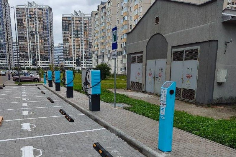 Charging hub for 12 electric vehicles opens at Minsk-Mir