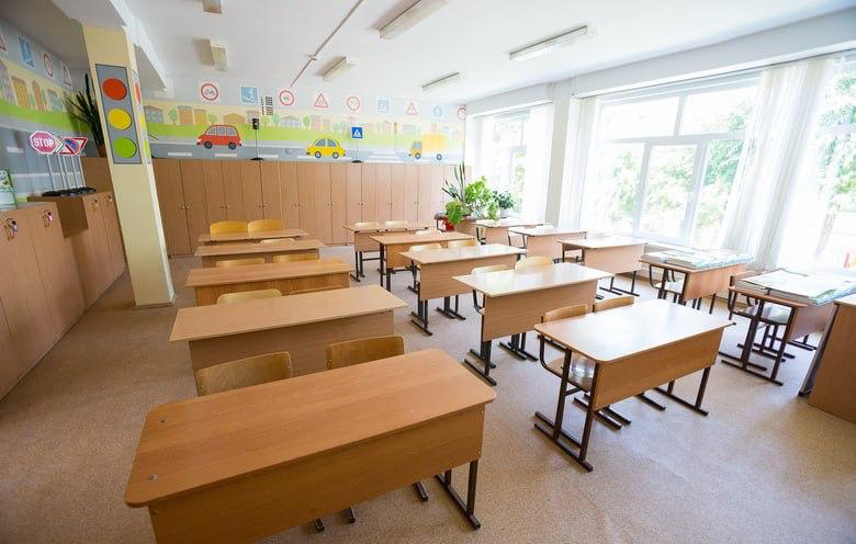 Parents may be fined up to 450 rubles for children's unexcused school absences