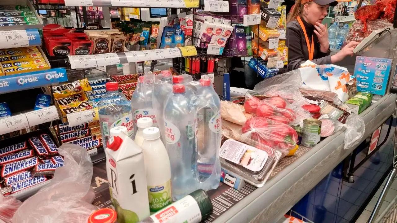 Belarusians are spending more in stores — averaging 34 rubles per day