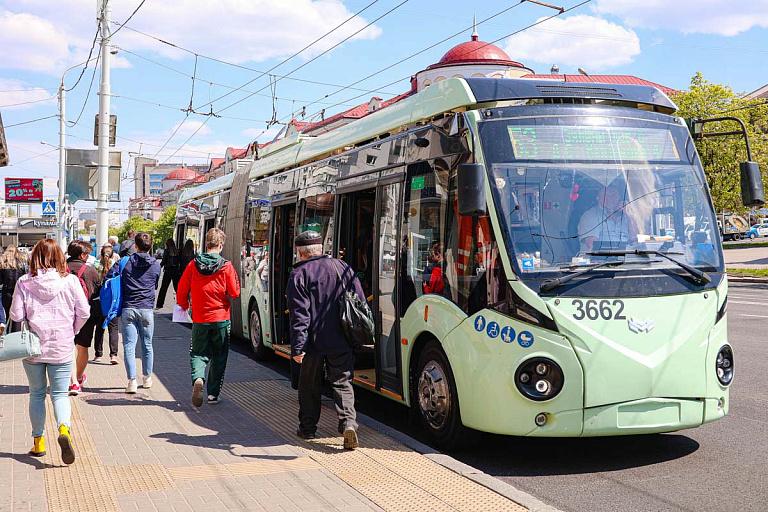 About half of Minsk's public transport now runs on electric power