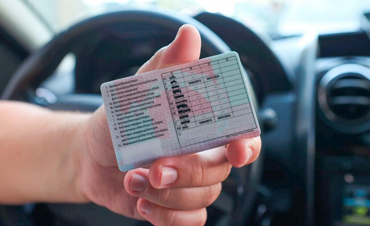 Minsk drivers can ride public transport for free today