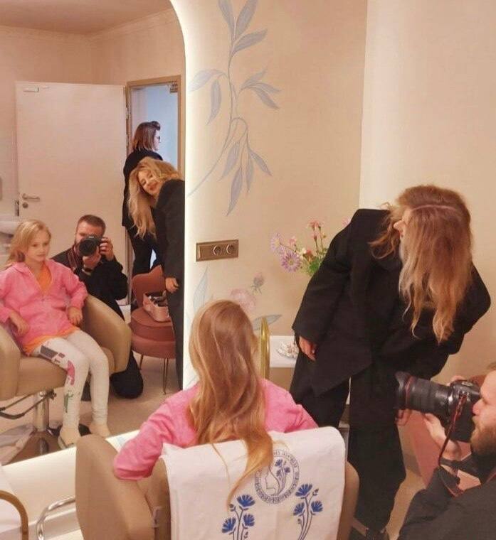 Free Hair Salon Opens in Borovlyany for Children and Adults