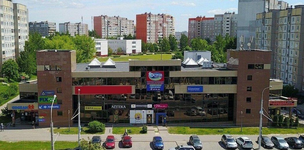 In Frunzensky district, a functioning shopping center on Sukharevskaya is for sale for $5.8 million