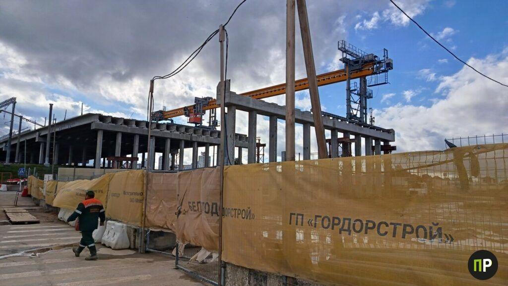Overpass near Zhdanovichi already being paved