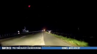 In Rechytsa, man abandons girlfriend as police catch up on motorcycle