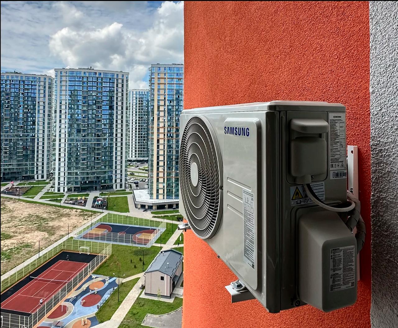 Fines up to 675 rubles for unauthorized air conditioners on building facades