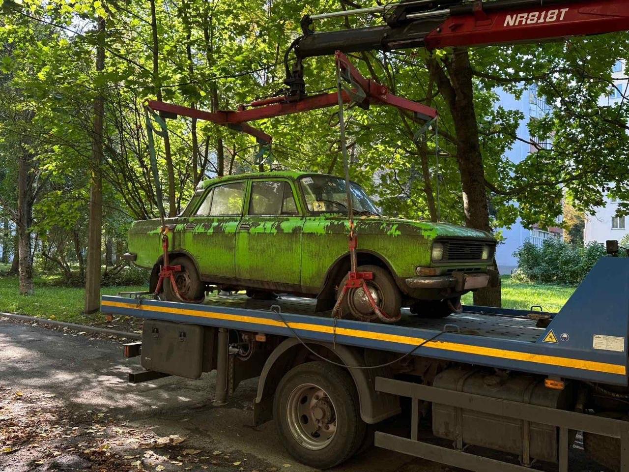 Five abandoned cars removed in Pyershamayski District of Minsk
