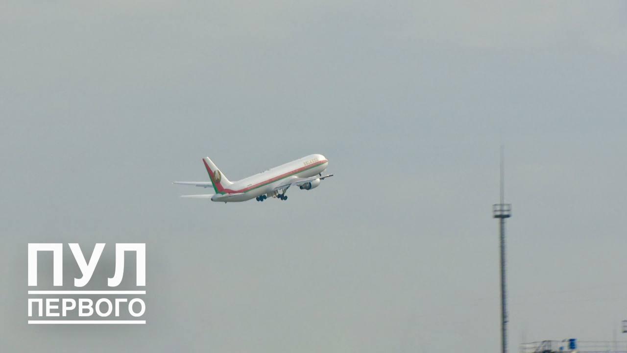 Lukashenko arrives in Turkmenistan for CIS summit