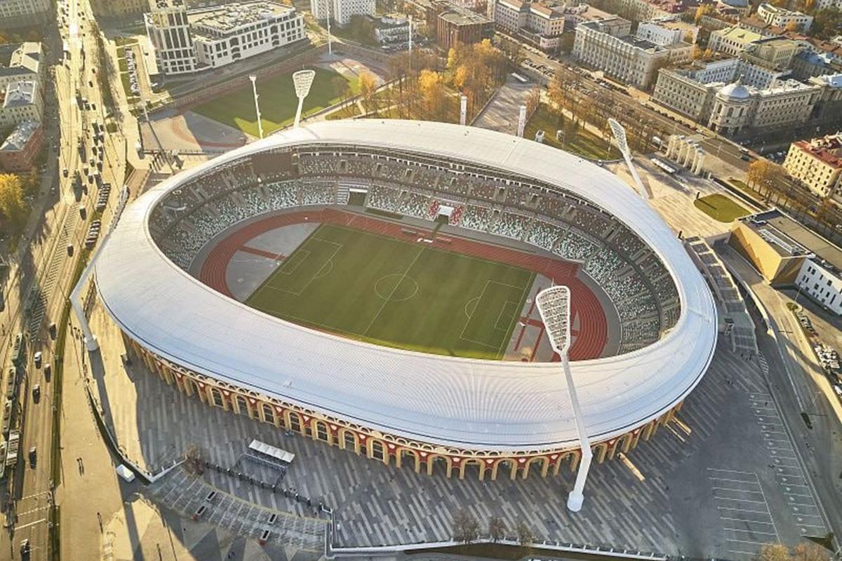 Run at Dynamo Stadium for just 5 rubles per hour