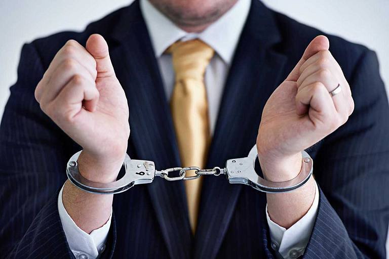 Job interview in Kamennogorsk ends in chaos as candidate on drugs trashes office