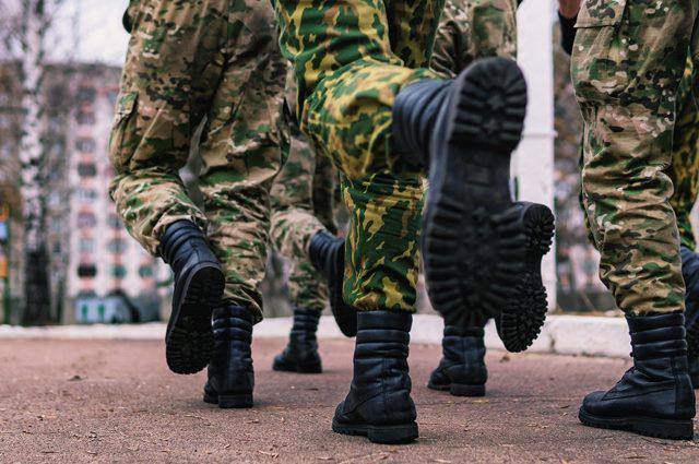 Autumn military draft begins in Belarus: about 1,000 conscripts sent to troops on first day