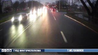 Accident au carrefour des rues Kharkovskaïa et Betonny Proezd