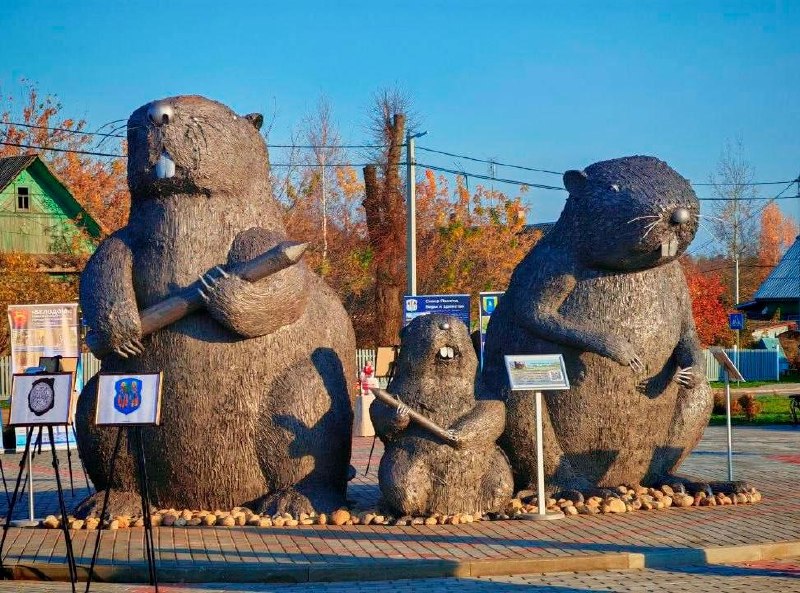 Park with giant beavers opens in Bобр, Minsk Region