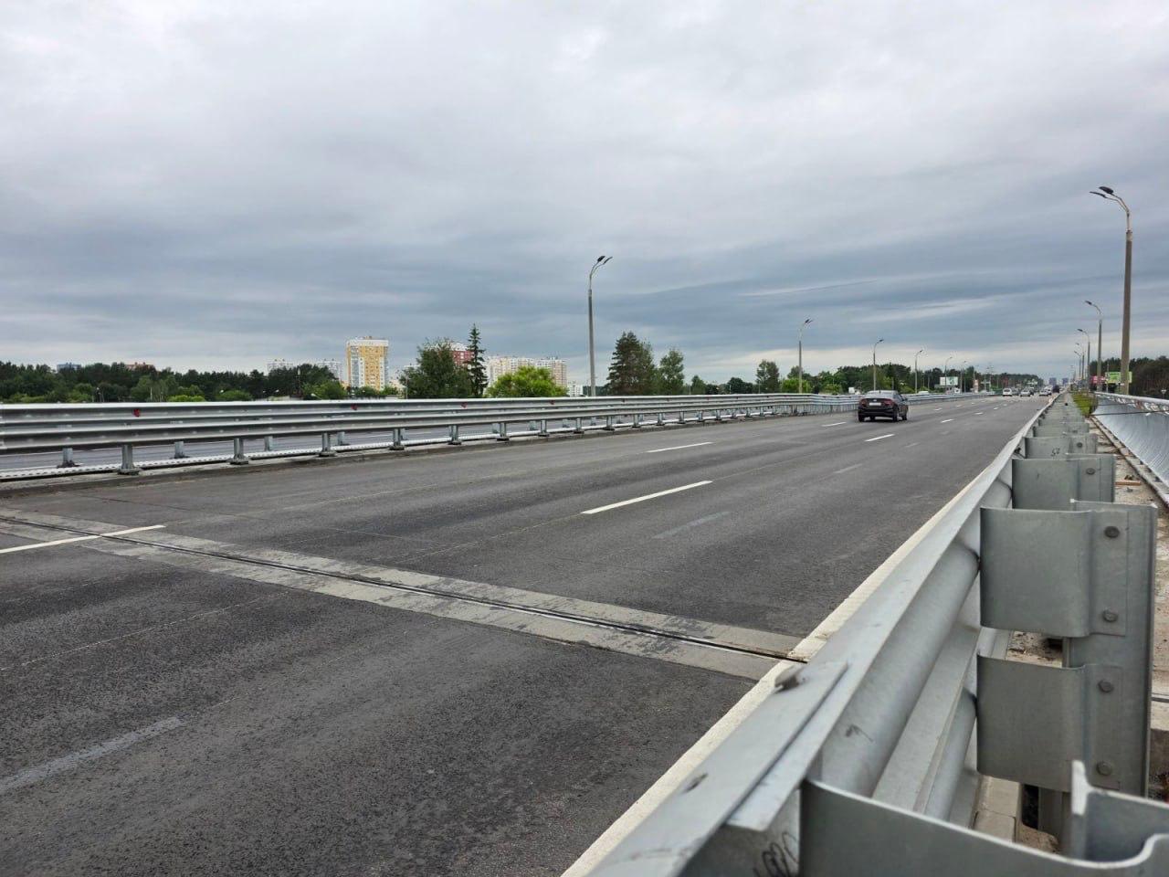 Passaggio sopraelevato presso Lipkovskogo aperto in entrambe le direzioni sul MKAD