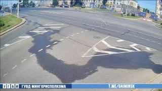 Incidente all'incrocio per via di un semaforo rosso