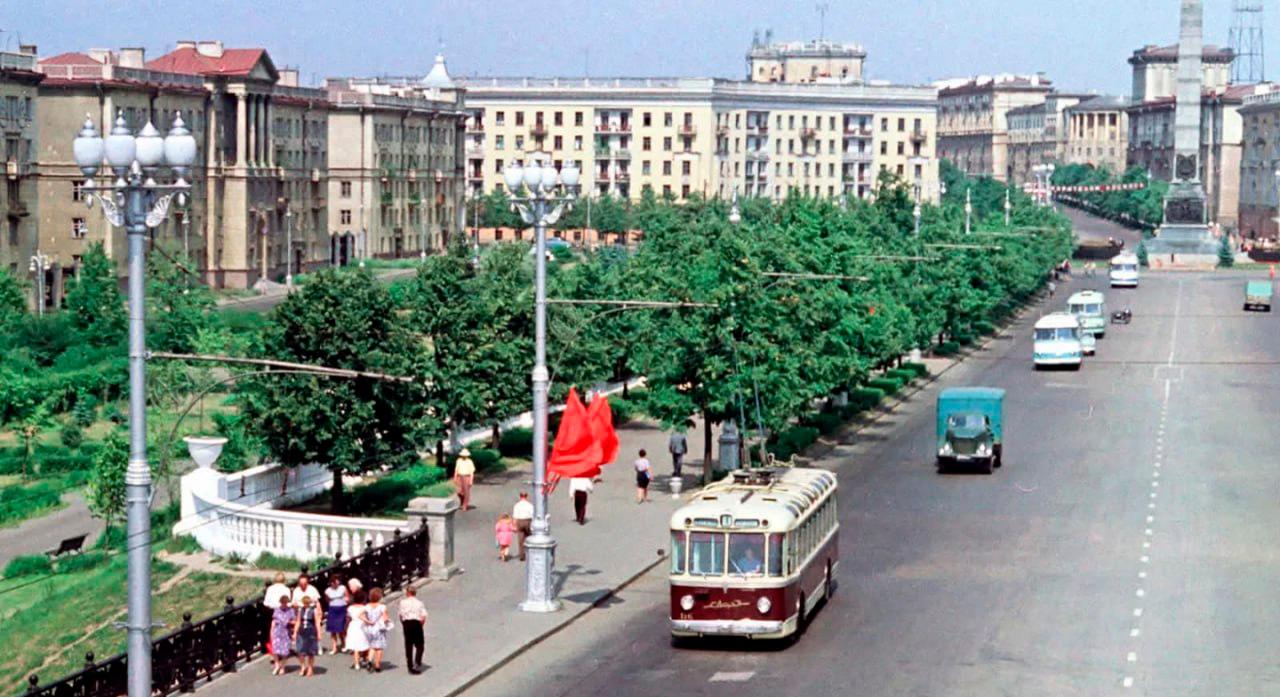 Independence Avenue in the early 1960s