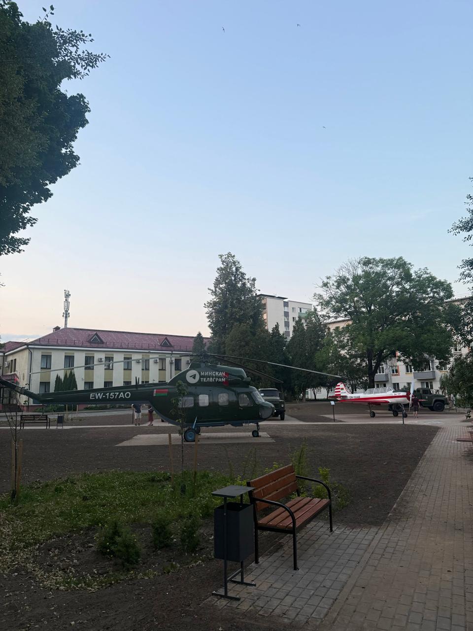 New recreation area with Mi-2 helicopter and machinery appears in courtyard on Aerodromnaya Street