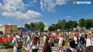 Aryna Sabalenka opens new clay tennis courts in Minsk