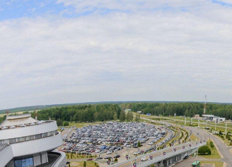 Minsk National Airport warns of parking shortage
