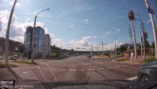 Scooter rider crashes into car-sharing vehicle at high speed and flees the scene