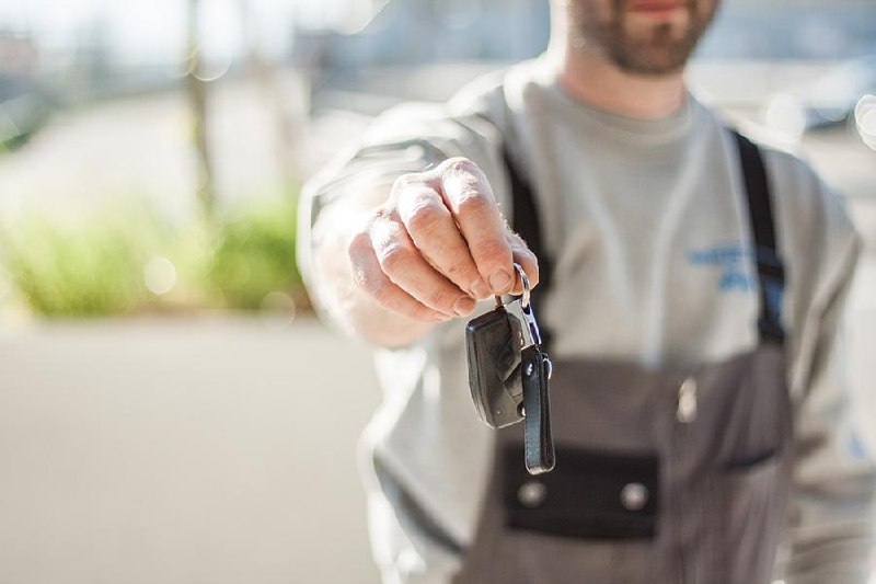 Minsk auto repair shop director sells customer's car for $7,000