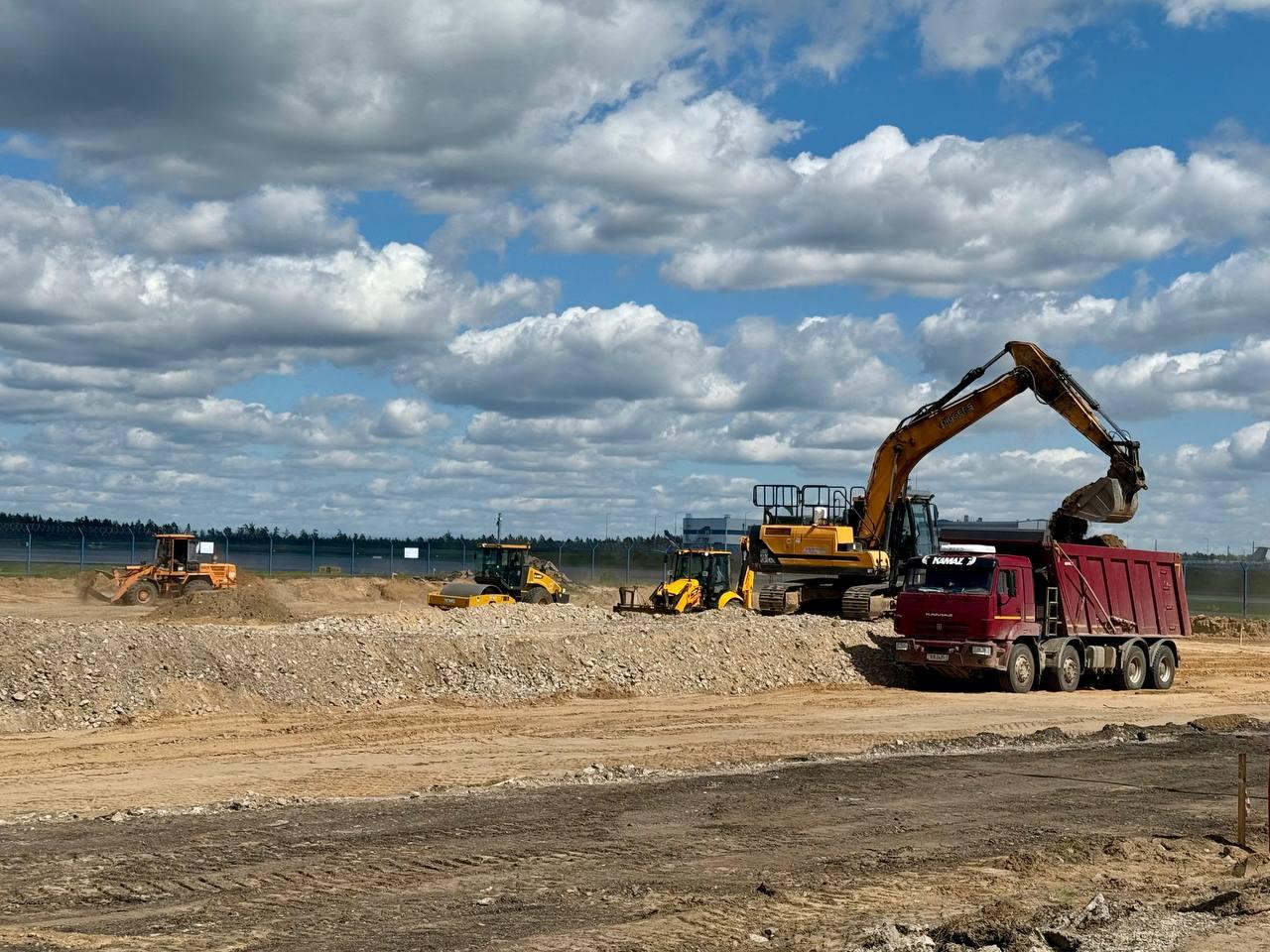 884 New Parking Spaces to Appear at Minsk National Airport