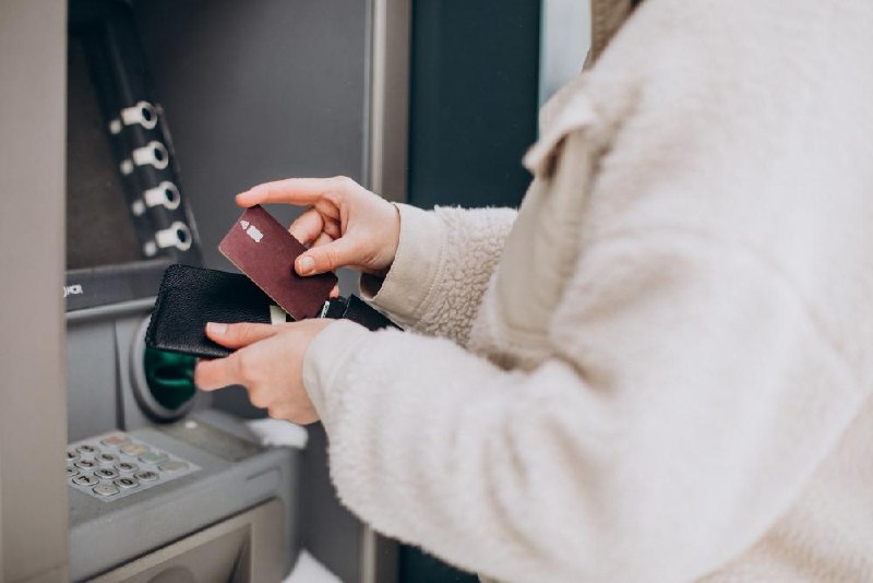 New scam with 'lost' bank cards emerges in Belarus