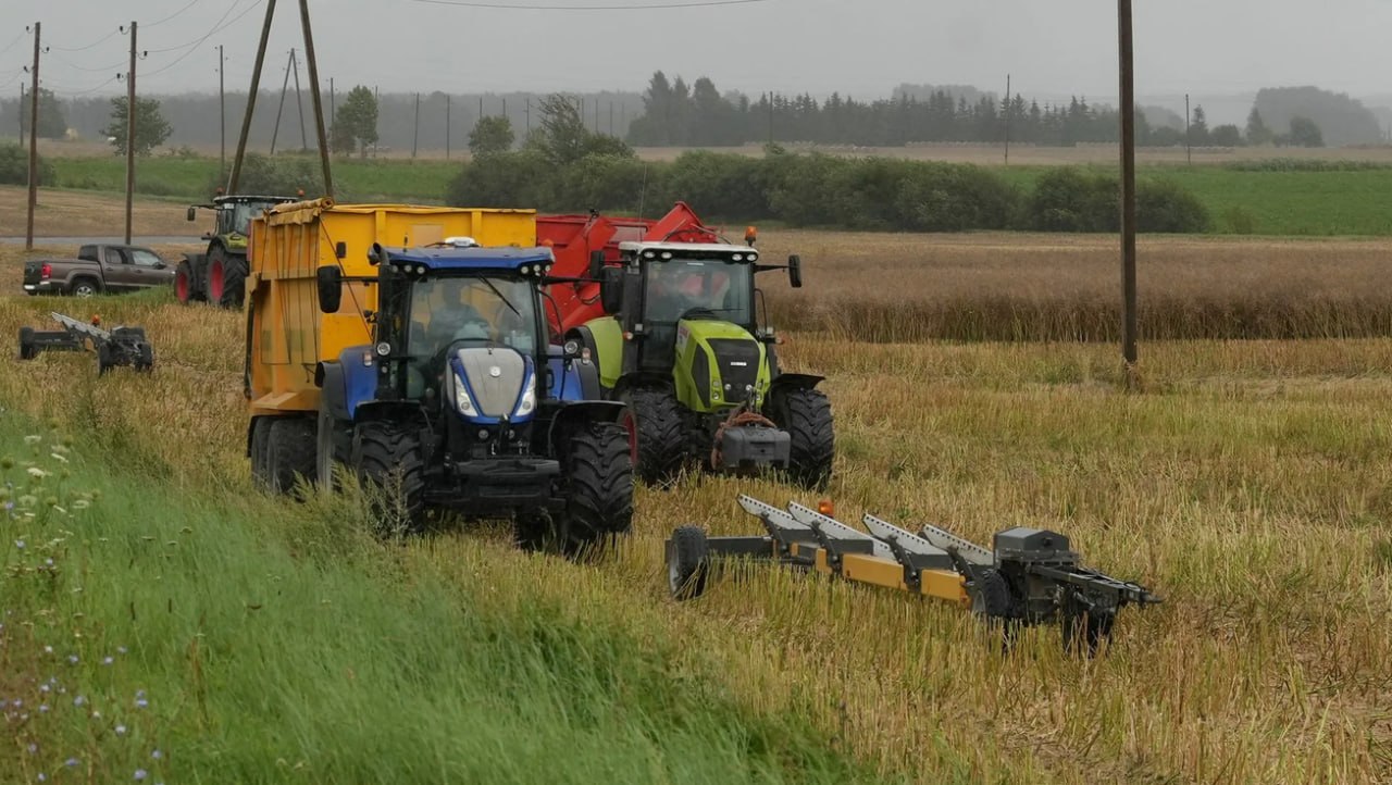 Latvian farmers complain of falling investments due to militarization of border with Russia