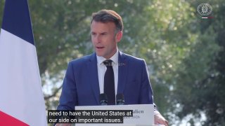 Macron sulla dichiarazione di Trump: gli USA sosterranno l'Ucraina