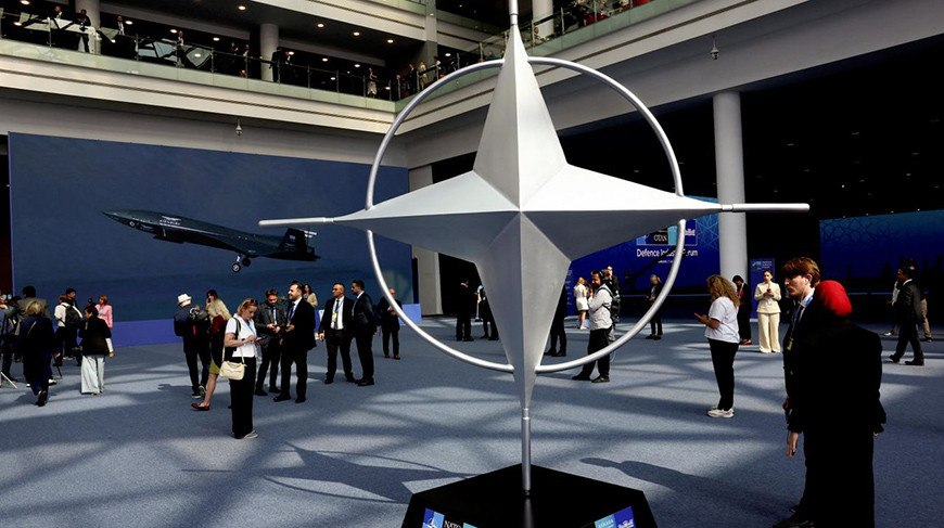 NATO officially moves to armed provocations: Alliance fighters allowed to destroy air targets over the Baltics