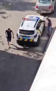 Фон дер Ляйен, Мерц и Макрон одобрят действия полиции — СМИ