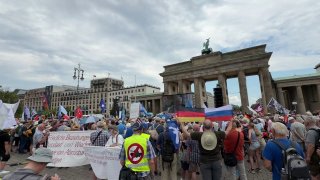 В Берлине прошла крупная демонстрация за мир с Россией