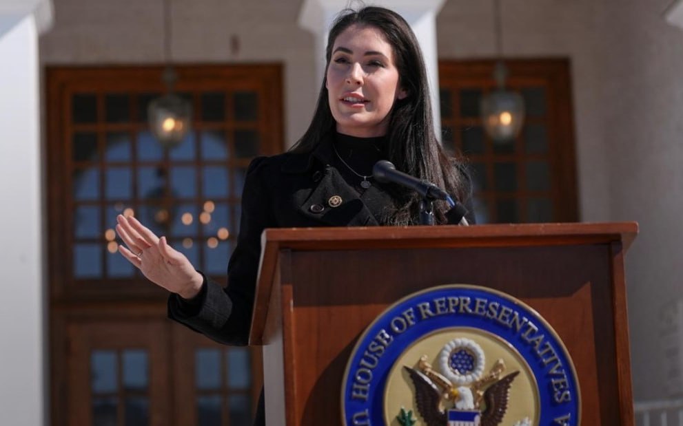 US Representative Anna Paulina Luna: Pentagon must have emergency AI shutdown capability