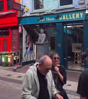 After Trump's visit to Ireland, a monument was erected for him in Dublin