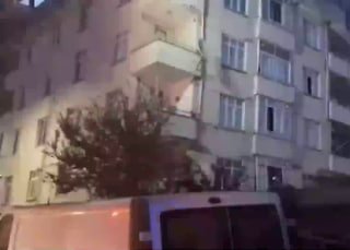 Partial collapse of residential building in Istanbul's Maltepe district