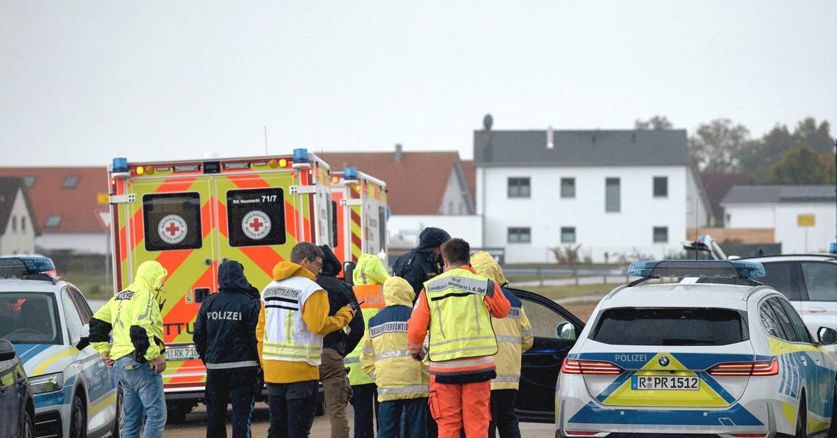 Gun owner opens fire on officials during weapons inspection in Germany, one dead