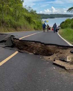 At least 27 injured in 7.7-magnitude earthquake in Panama